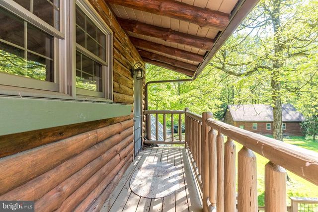 1502 MISSION RD, Quakertown, PA 18951