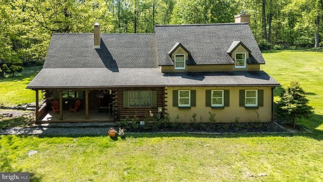 1502 MISSION RD, Quakertown, PA 18951
