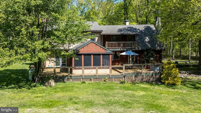 1502 MISSION RD, Quakertown, PA 18951