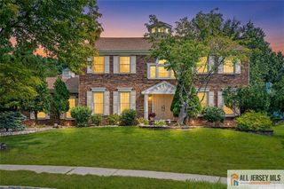 60 Essex Drive, South Brunswick, NJ 08852