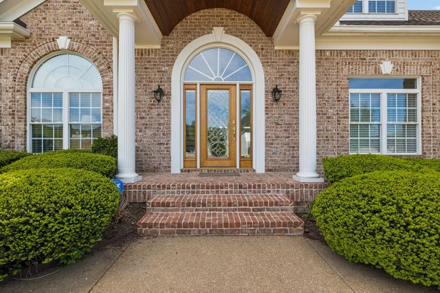 236 Gardenridge Dr, Franklin, TN 37069