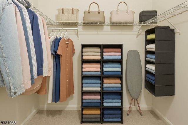 209 Raymound Blvd, Parsippany-troy Hills Twp., NJ 07054