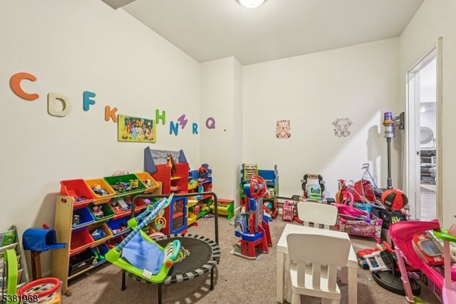 209 Raymound Blvd, Parsippany-troy Hills Twp., NJ 07054