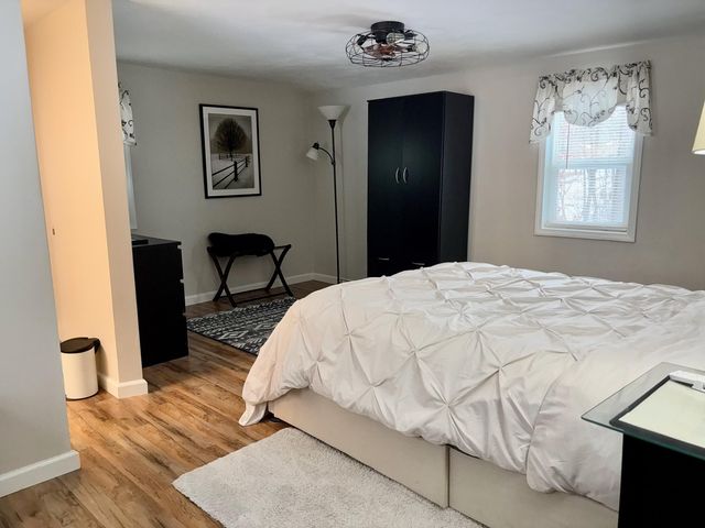 8465 Starlight LN, Boones Mill, VA 24065
