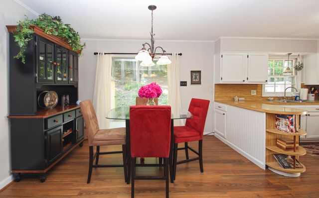 8465 Starlight LN, Boones Mill, VA 24065