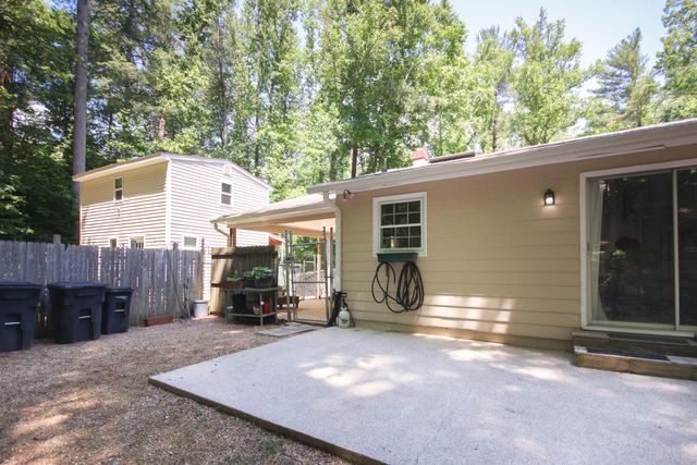 8465 Starlight LN, Boones Mill, VA 24065