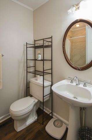 8465 Starlight LN, Boones Mill, VA 24065