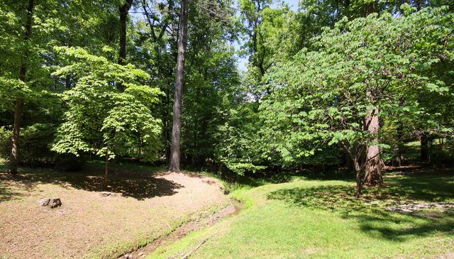 8465 Starlight LN, Boones Mill, VA 24065