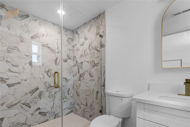 8201 RIVERSIDE DRIVE NE, St Petersburg, FL 33702