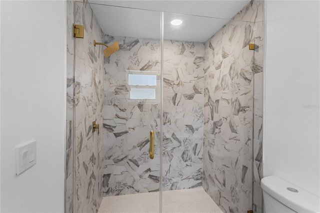 8201 RIVERSIDE DRIVE NE, St Petersburg, FL 33702