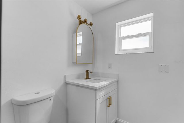 8201 RIVERSIDE DRIVE NE, St Petersburg, FL 33702