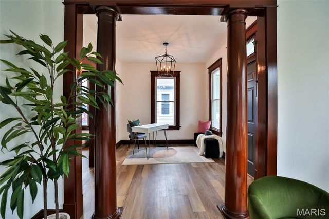 230 S Fillmore Street, Edwardsville, IL 62025