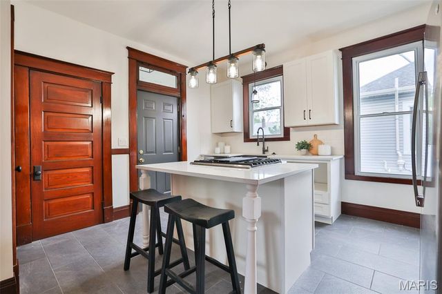 230 S Fillmore Street, Edwardsville, IL 62025