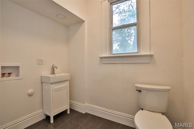 230 S Fillmore Street, Edwardsville, IL 62025