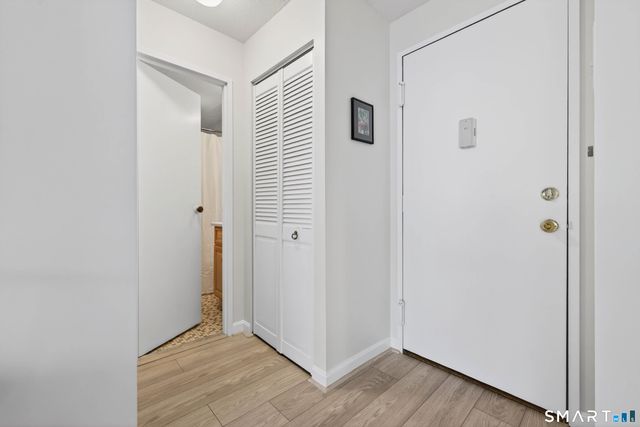 292 Pequot Avenue E1, New London, CT 06320