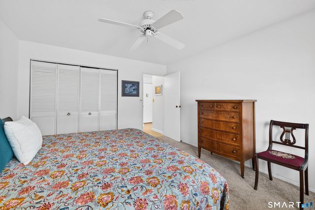 292 Pequot Avenue E1, New London, CT 06320