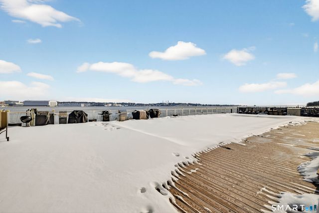 292 Pequot Avenue E1, New London, CT 06320