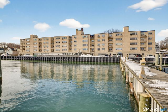 292 Pequot Avenue E1, New London, CT 06320