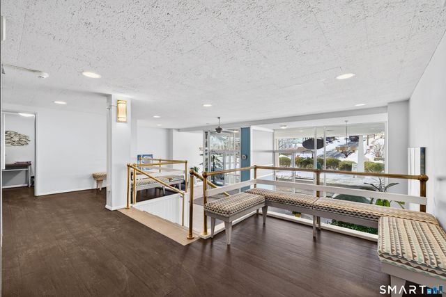 292 Pequot Avenue E1, New London, CT 06320