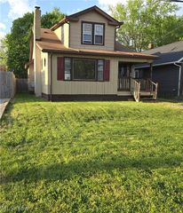 1635 Triplett Boulevard, Akron, OH 44306
