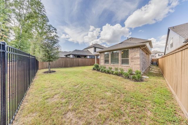 7426 Cattail Falls Lane, Porter, TX 77365