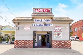 2701 E 9Th St, Oakland, CA 94601