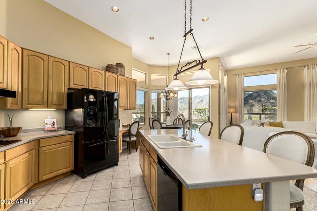 11521 E DESERT HOLLY Drive, Scottsdale, AZ 85255