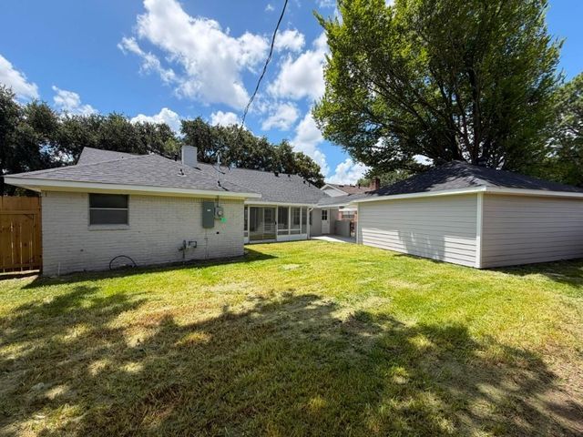 7610 Westwind Lane, Houston, TX 77071