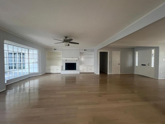 7610 Westwind Lane, Houston, TX 77071