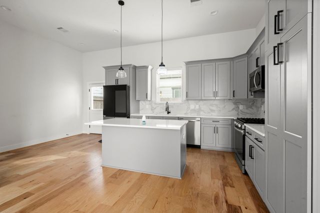 5434 Wheatley A, Houston, TX 77091