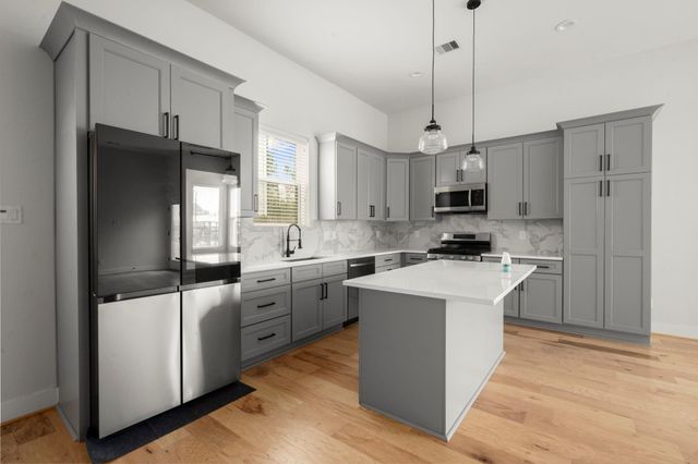 5434 Wheatley A, Houston, TX 77091