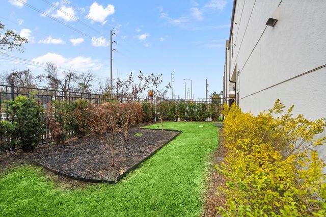 5434 Wheatley A, Houston, TX 77091