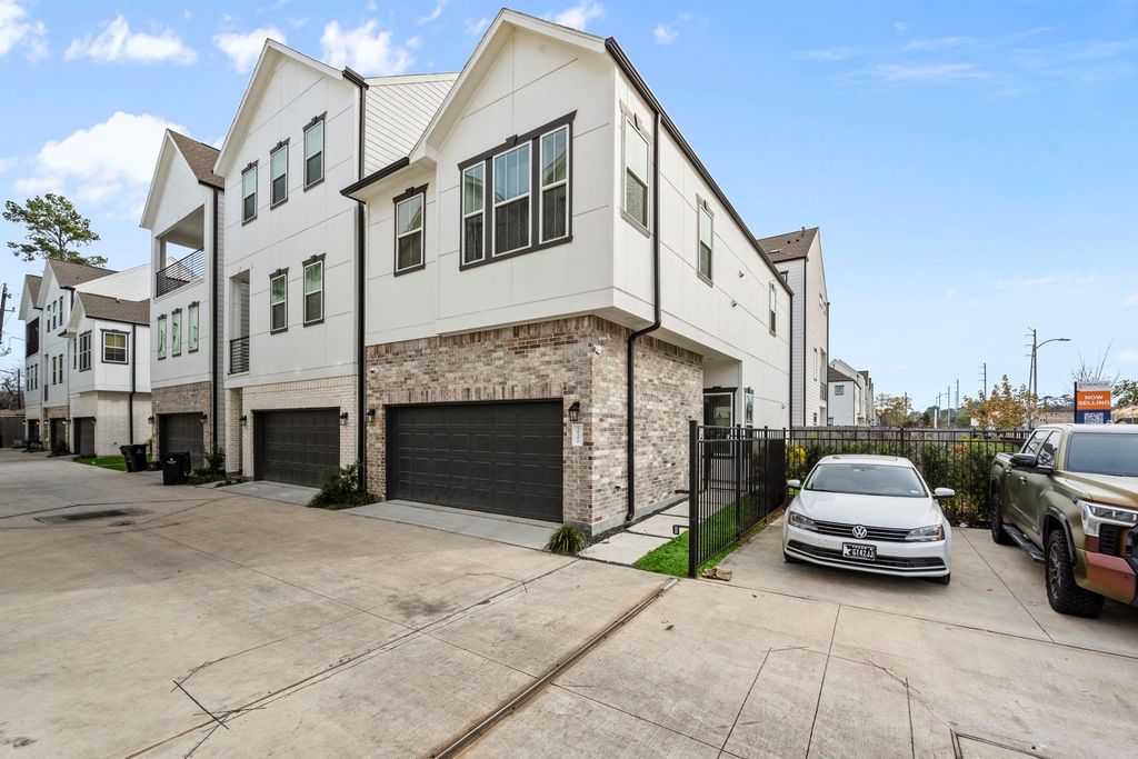 5434 Wheatley A, Houston, TX 77091