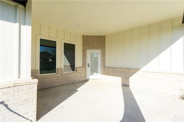 9713 Heights S Drive, Harlingen, TX 78550