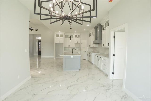 9713 Heights S Drive, Harlingen, TX 78550