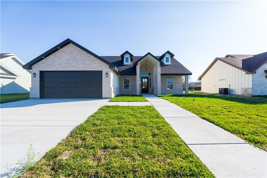 9713 Heights S Drive, Harlingen, TX 78550