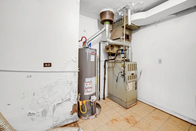 14325 Park Avenue, Harvey, IL 60426