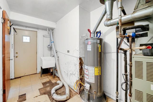 14325 Park Avenue, Harvey, IL 60426