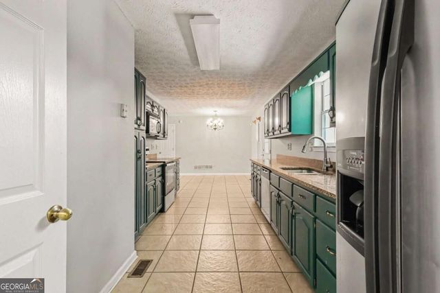 6854 John West Road, Winston, GA 30187