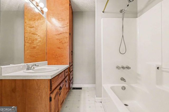 6854 John West Road, Winston, GA 30187