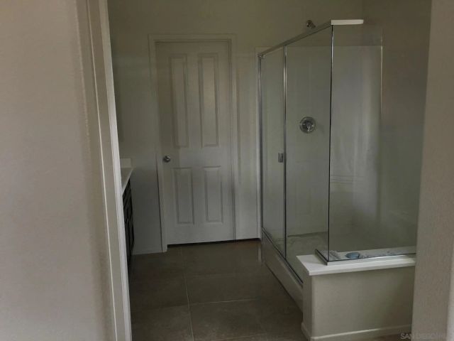 33161 Cattle Dr, Winchester, CA 92596