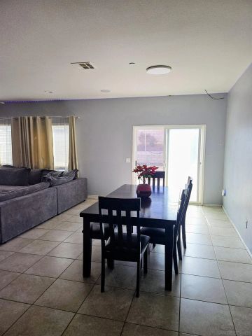 33161 Cattle Dr, Winchester, CA 92596