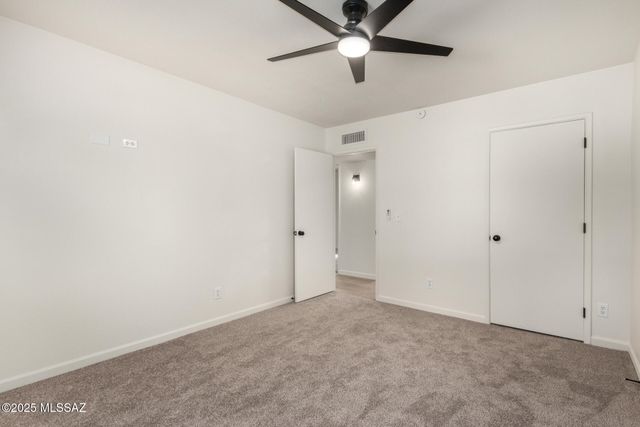 2950 W Calle Pajarito, Tucson, AZ 85746