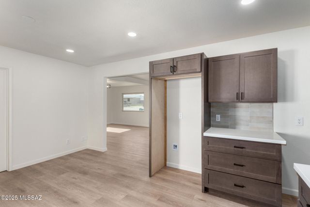 2950 W Calle Pajarito, Tucson, AZ 85746