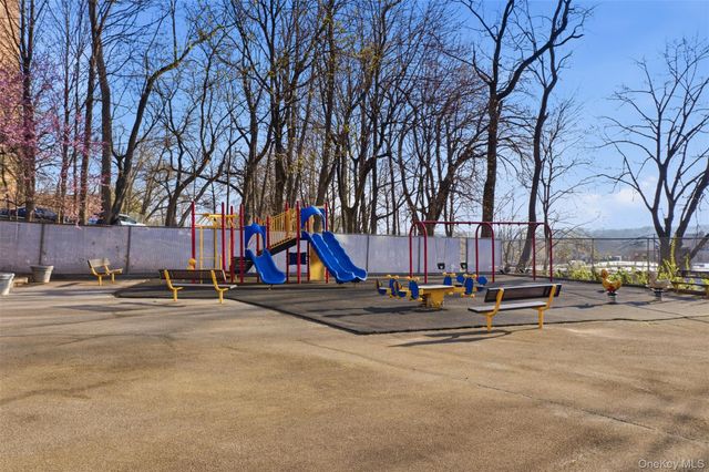 5621 Netherland Avenue 3D, Bronx, NY 10471