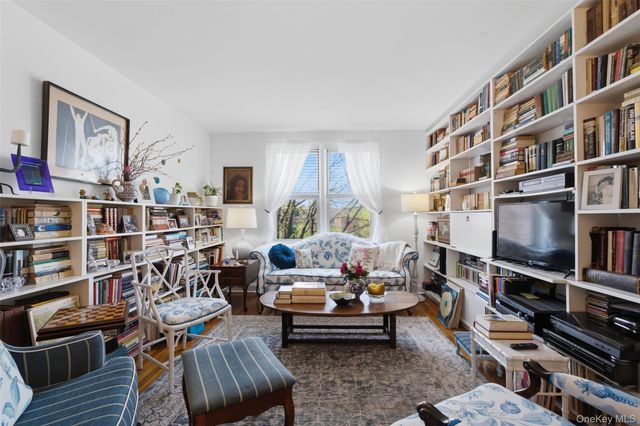 5621 Netherland Avenue 3D, Bronx, NY 10471