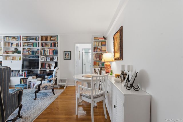 5621 Netherland Avenue 3D, Bronx, NY 10471