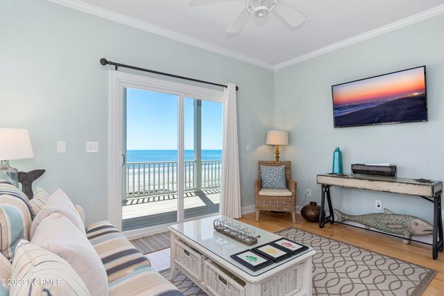 611 Ocean Drive, Emerald Isle, NC 28594