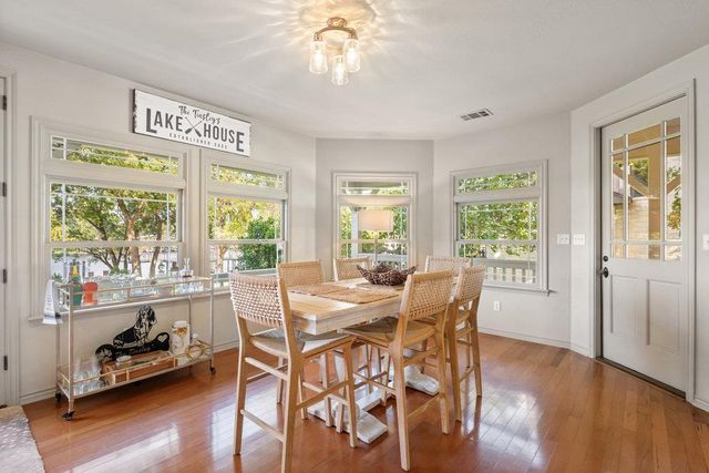 104 River Ranch RD, Kingsland, TX 78639