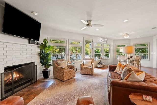 104 River Ranch RD, Kingsland, TX 78639